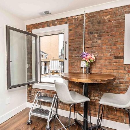 Luxury Design Focused, Detroit Themed Apt Near Downtown In The Art District Apartment ภายนอก รูปภาพ