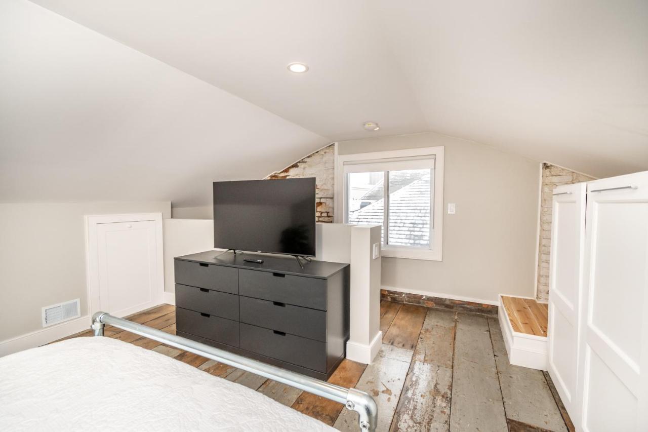Luxury Design Focused, Detroit Themed Apt Near Downtown In The Art District Apartment ภายนอก รูปภาพ